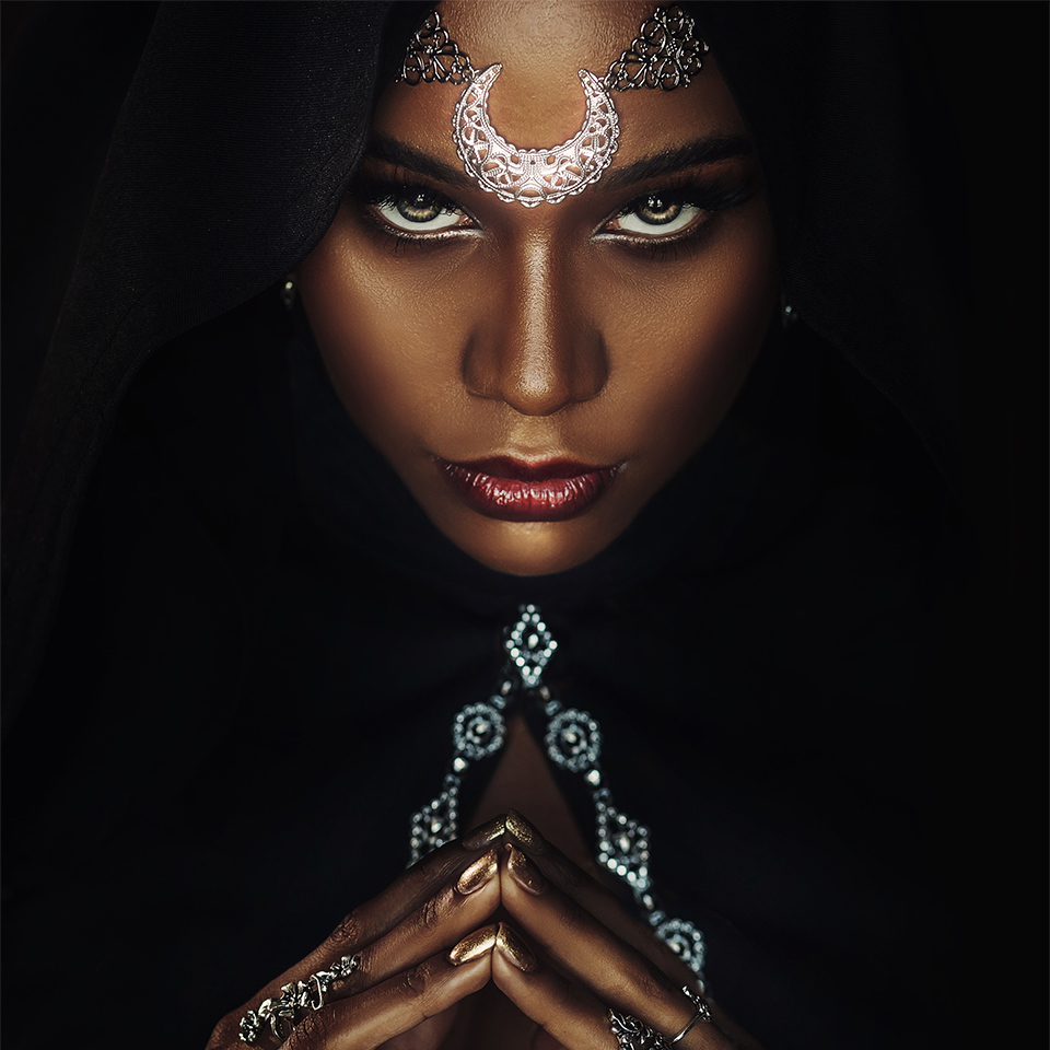 dark feminine energy, healer, priestess